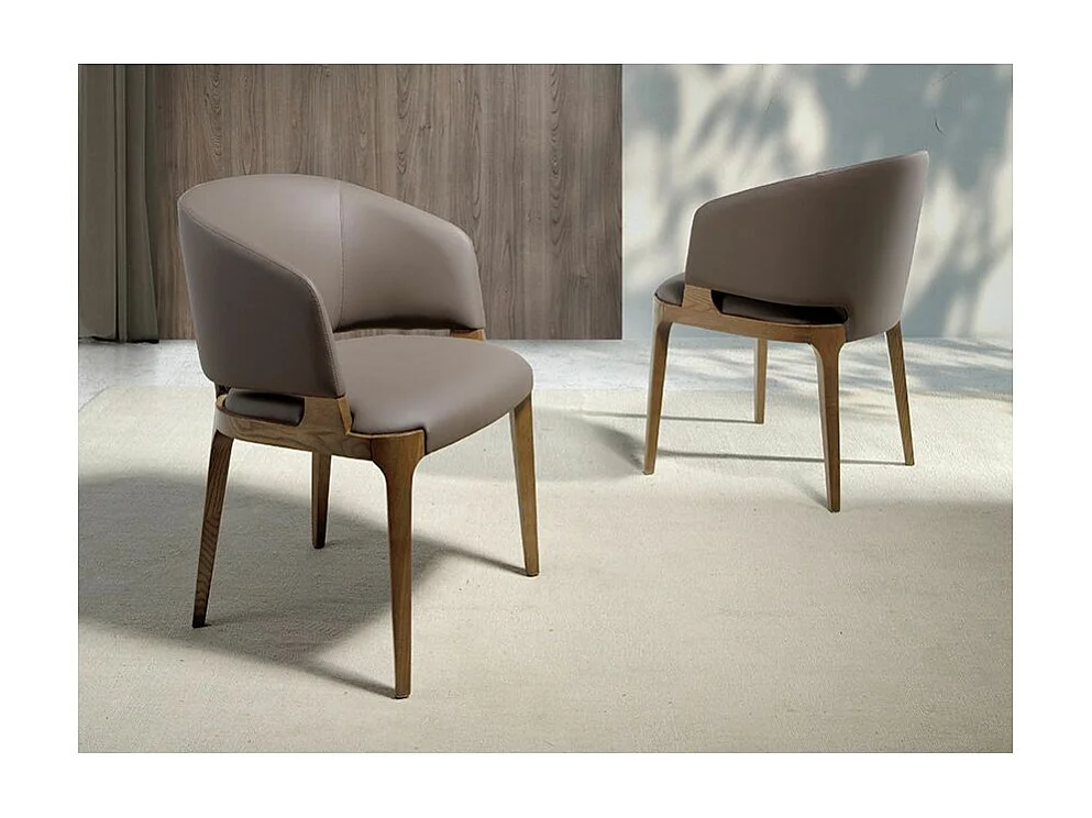 Chaise en bois de frêne et cuir taupe Alissia-Couleur Aqua 11 Camel