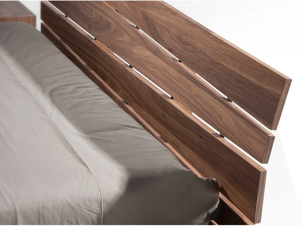 Lit double 150x200 bois noyer et verre trempé Ponza