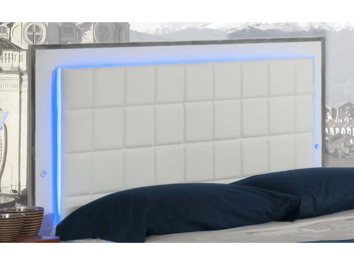 Lit design blanc laqué et tête de lit capitonnée simili cuir blanc avec Led Turin-160x200