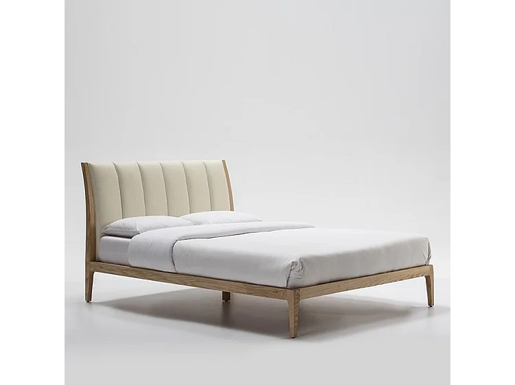 Lit similicuir beige et frêne massif clair 150x190 Maria