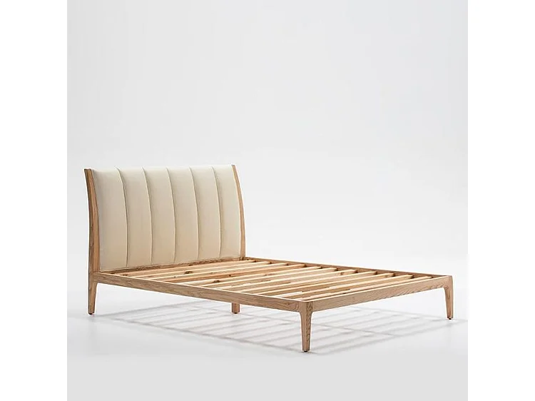 Lit similicuir beige et frêne massif clair 150x190 Maria