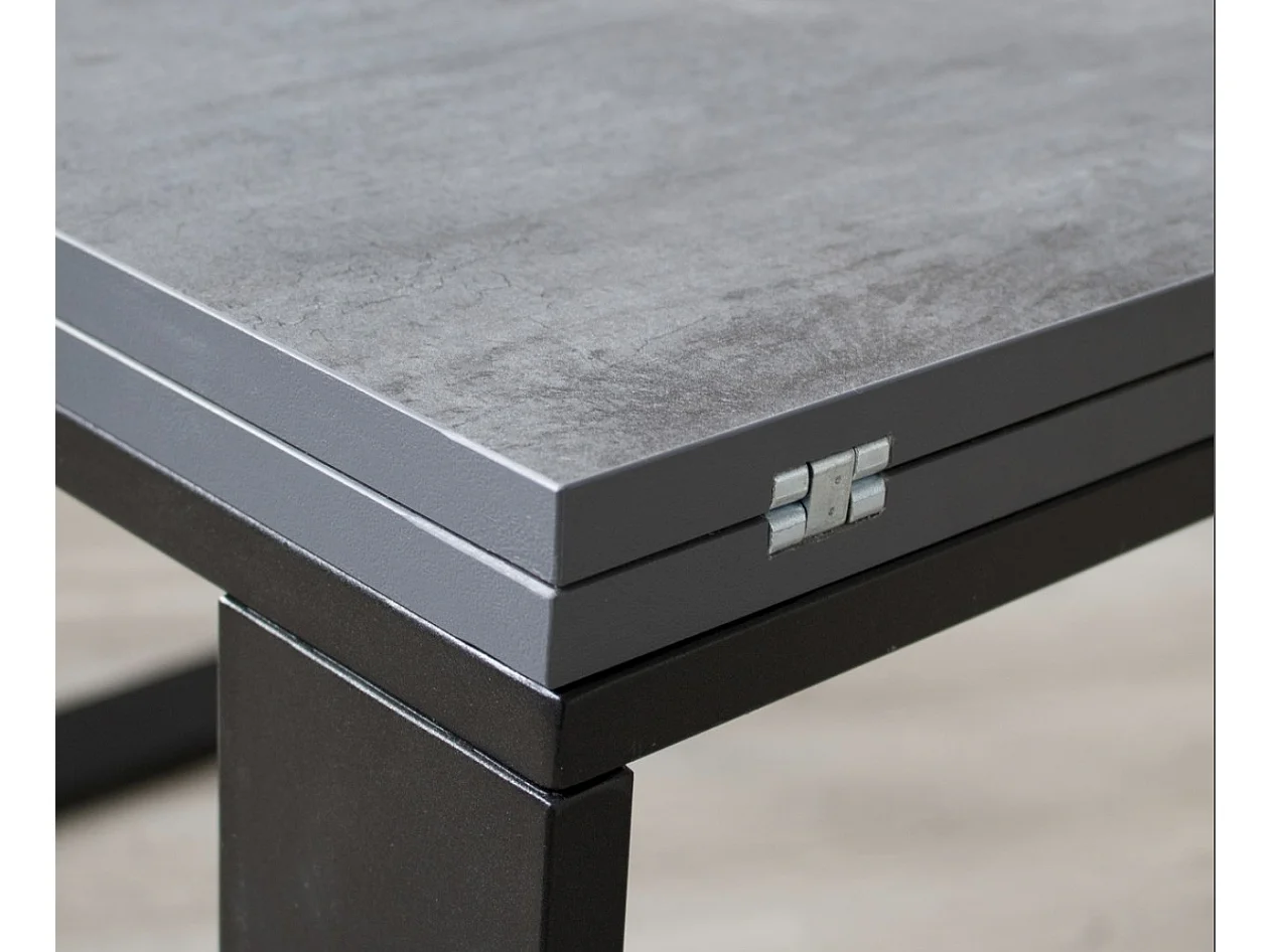 Vierkante uitschuifbare tafel 4 tot 6 plaatsen L 90 tot 180 cm licht hout met antraciet metalen frame en poten Likro