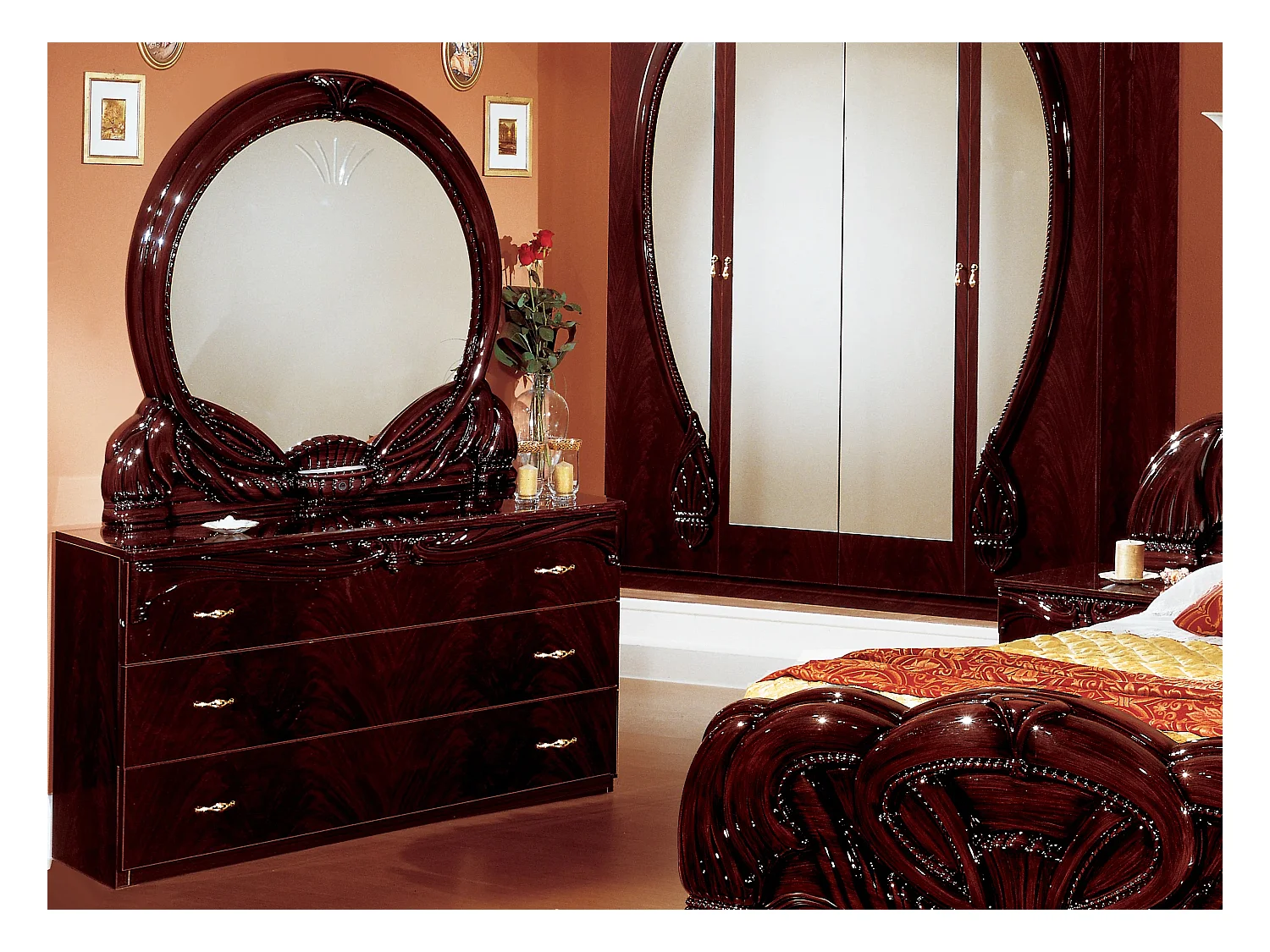 Commode 6 tiroirs baroque bois brillant acajou Venize 168cm