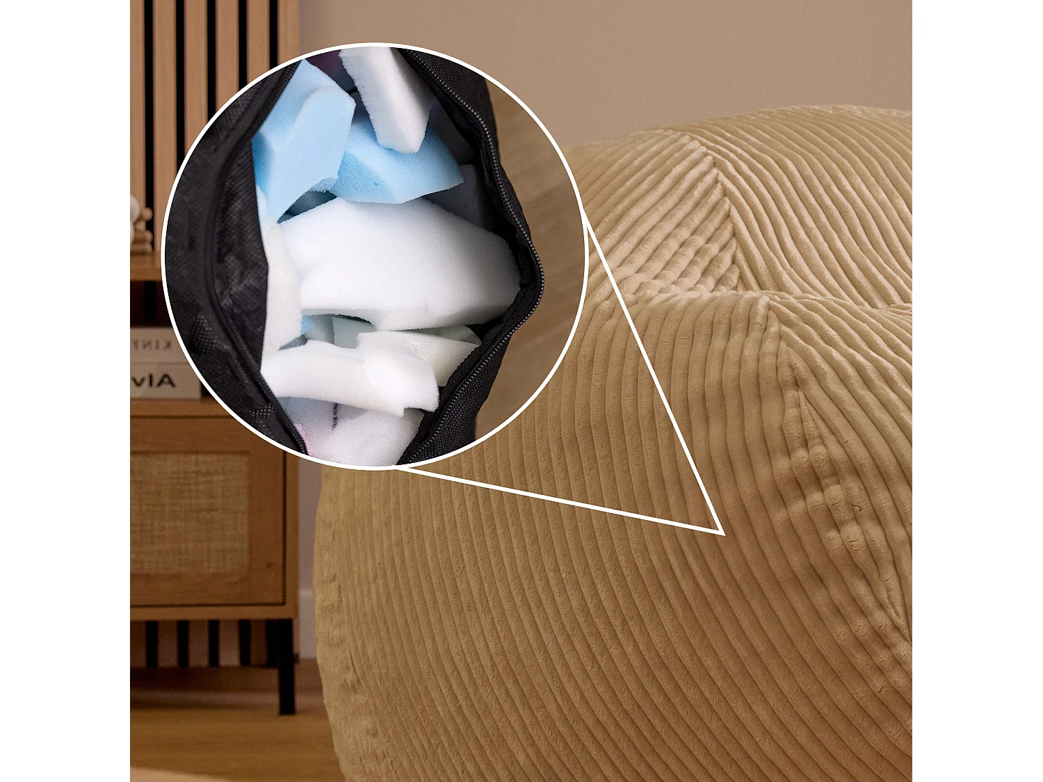 Pouf fauteuil géant en mousse expansible et velours côtelé beige - NIMBUS