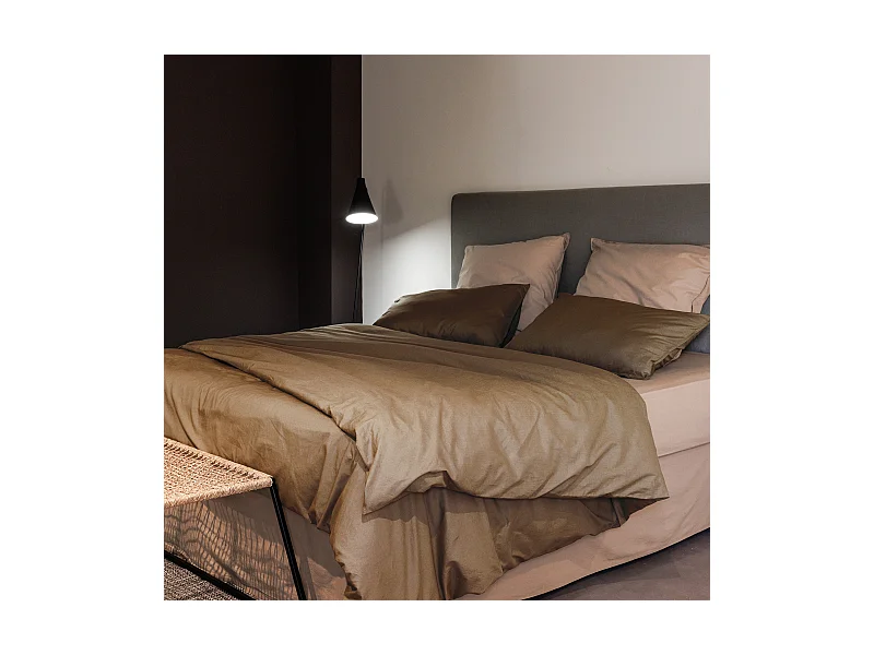 Parure de lit 240x220 cm et 65x65 cm coton lavé PALACE marron cognac 3 pièces