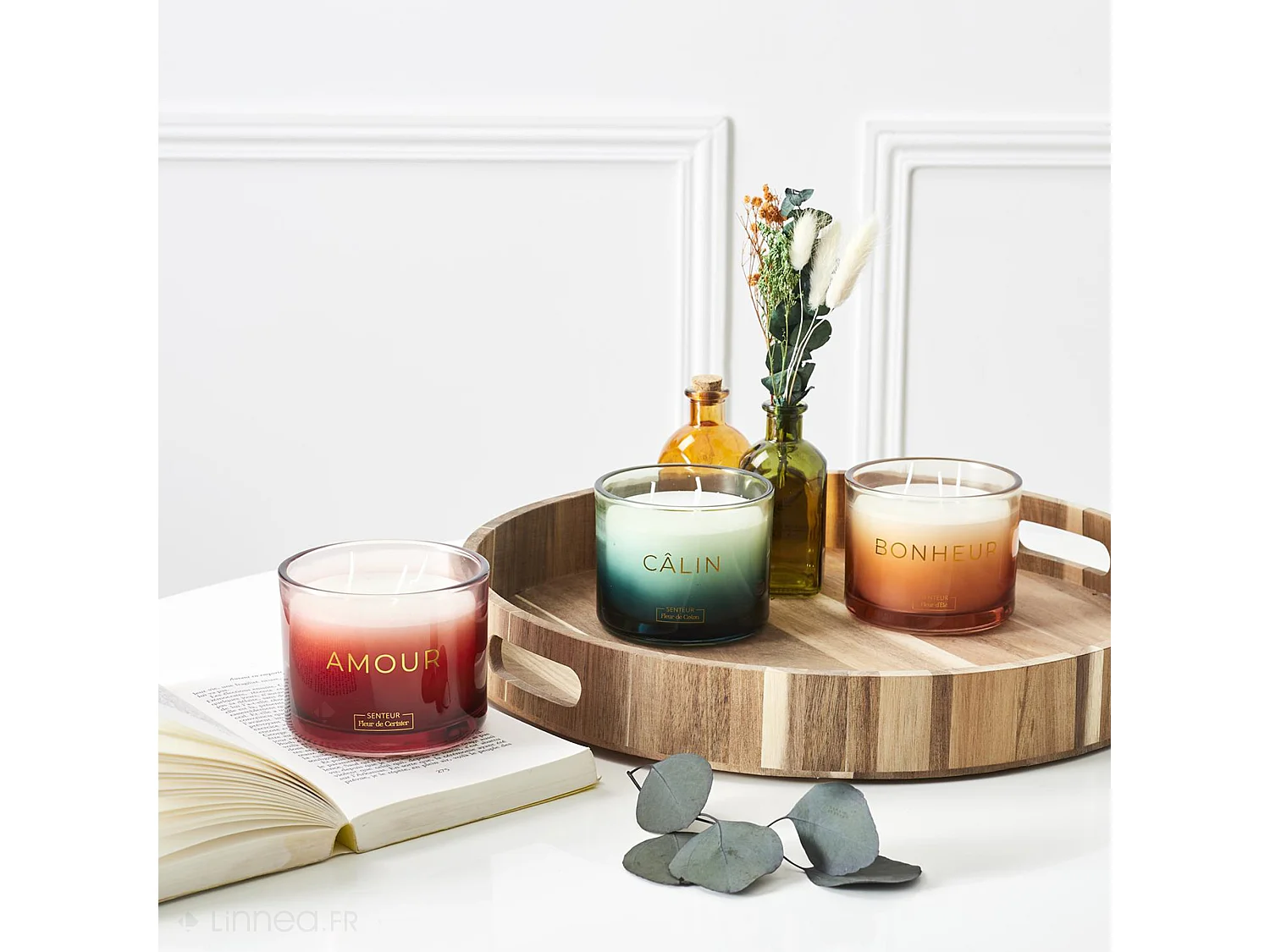 Bougie parfumée 3 mèches en coton AMOUR ET PASSION à la cire de parafine senteur fleur de coton vert