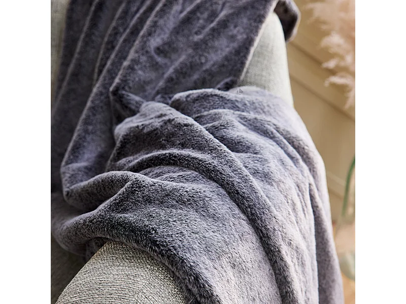 Plaid imitation fourrure 100% polyester 130x170 cm LOU gris