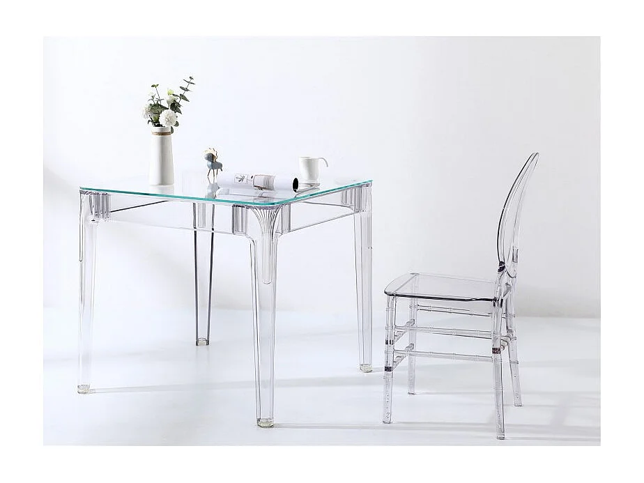 Chaise design transparente Felicia