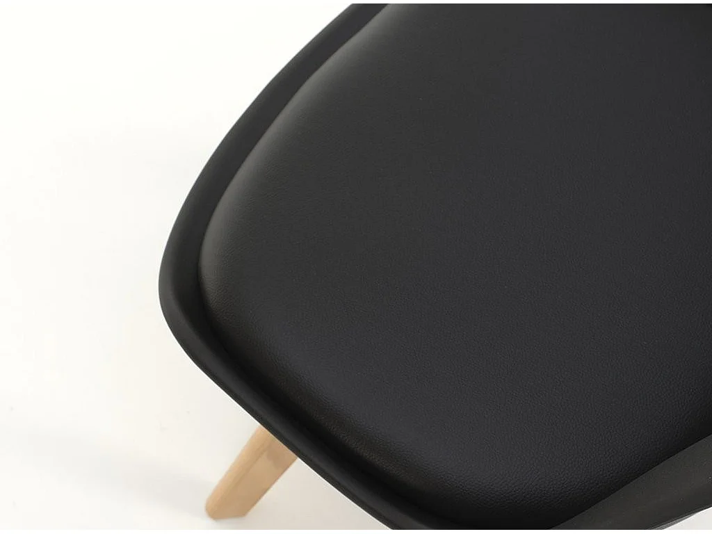 Chaise PVC noir et pieds hêtre massif clair Bart - Lot de 4