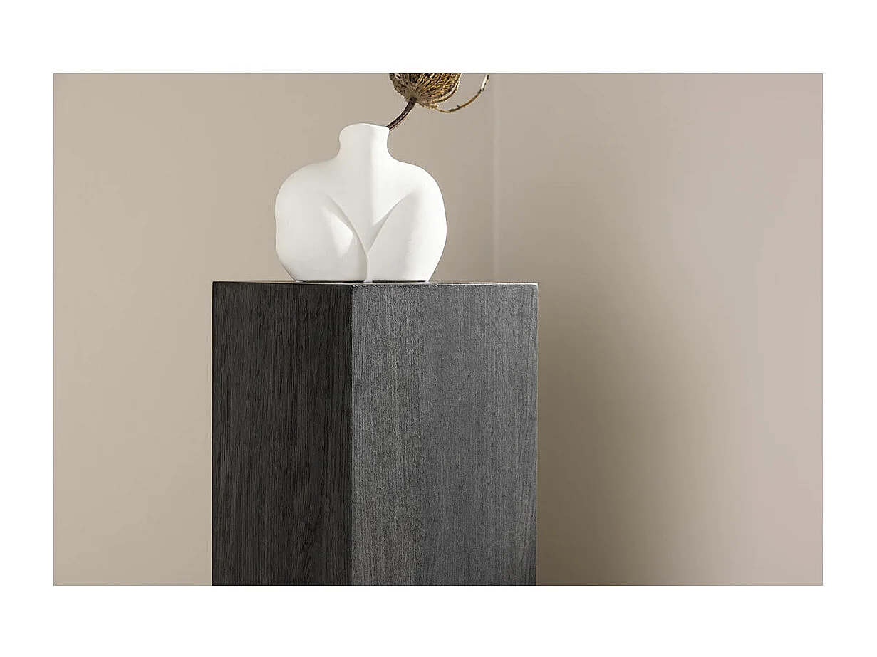 RamsvikL hoektafel sokkel zwart.