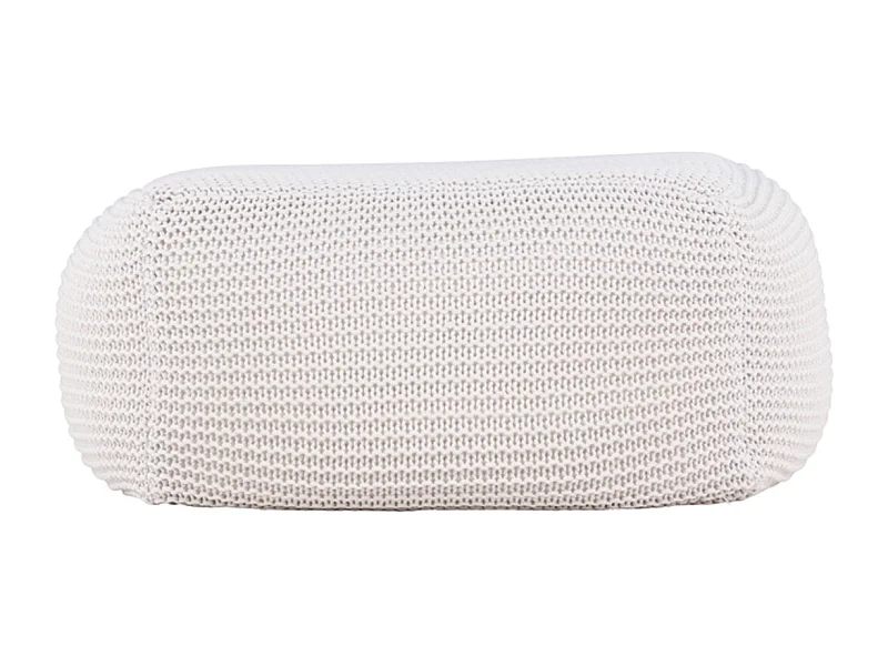 Luca poef crèmekleurig.