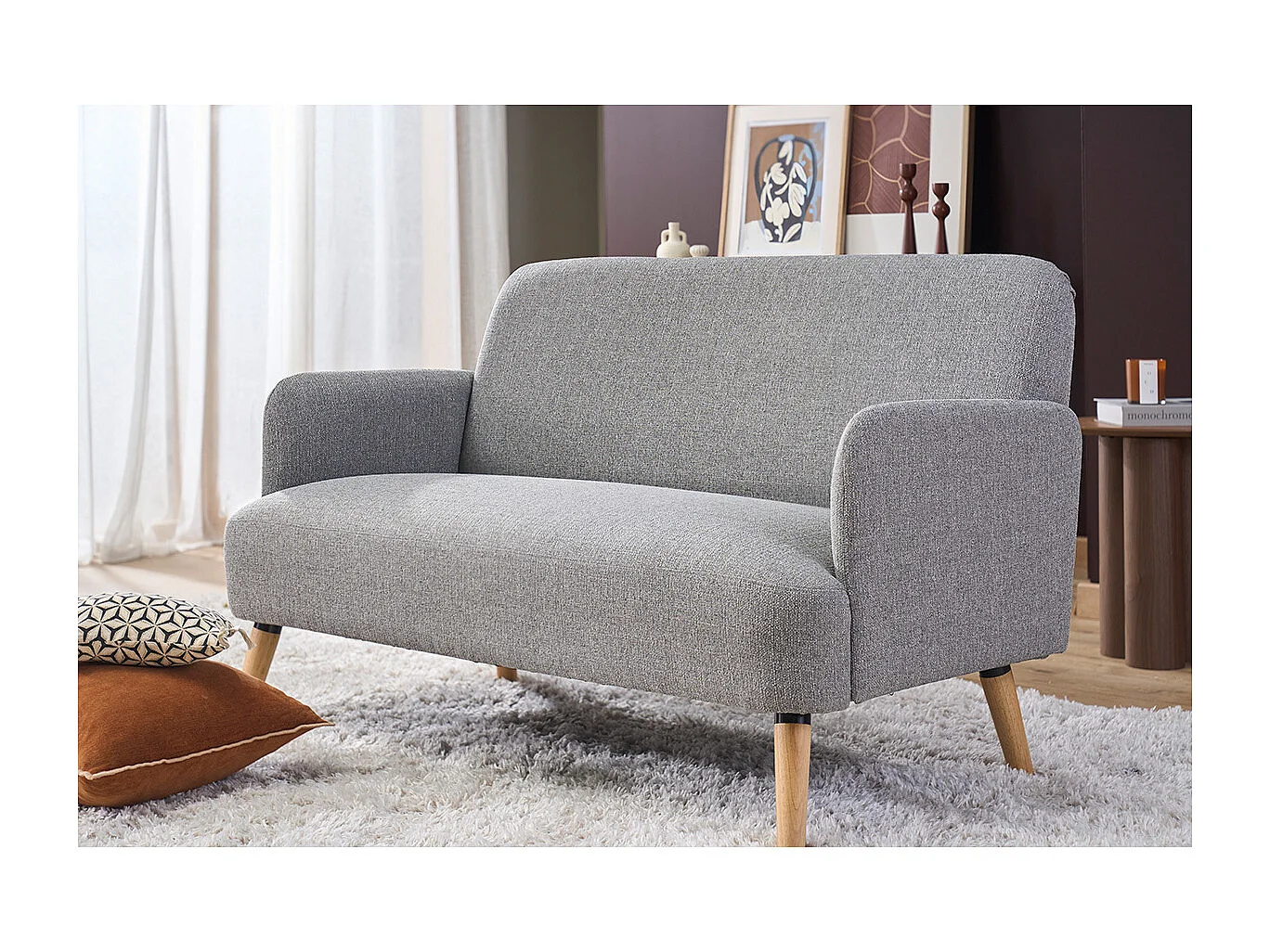 Sofá nórdico 2 plazas de tejido gris claro y madera clara ISKO