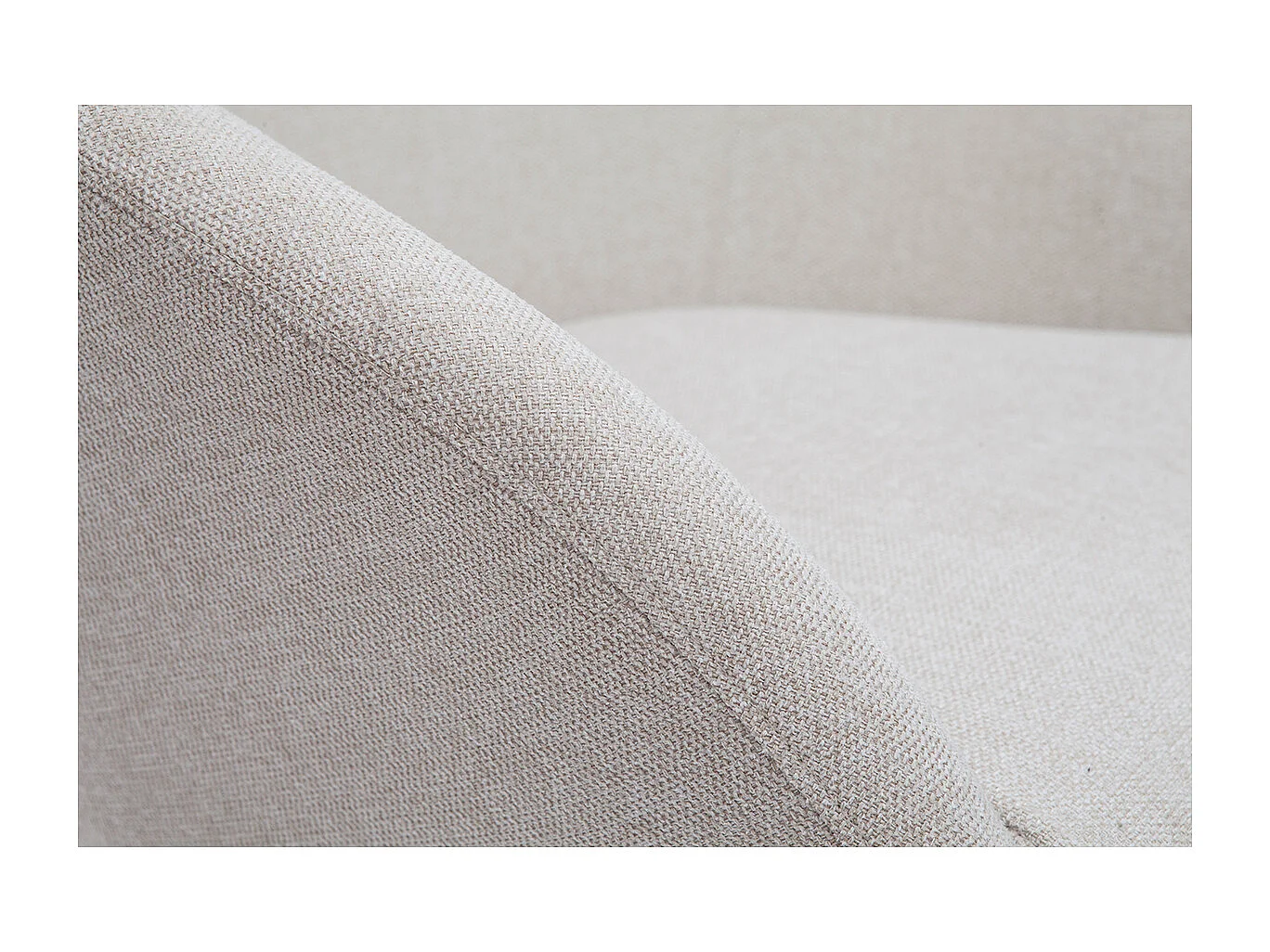 Sessel im beigen Samtdesign mit hellen Holzfüßen OLIVIA