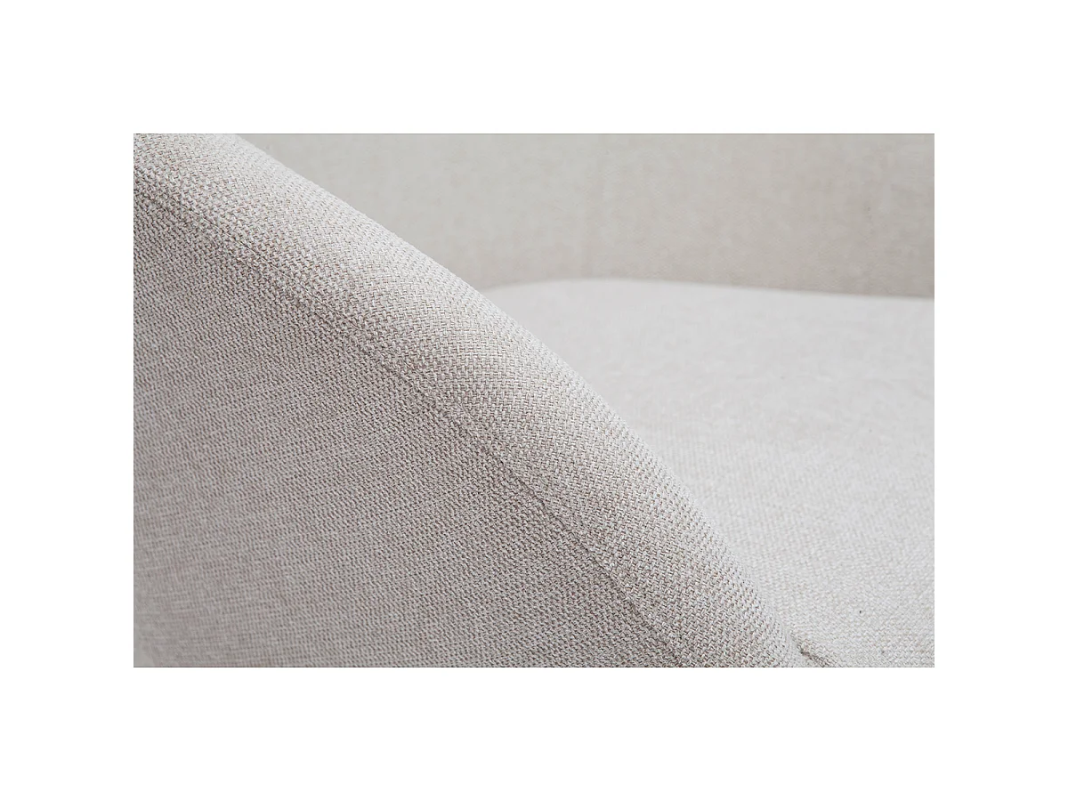 Sillón tejido efecto aterciopelado texturizado beige con patas de madera clara OLIVIA