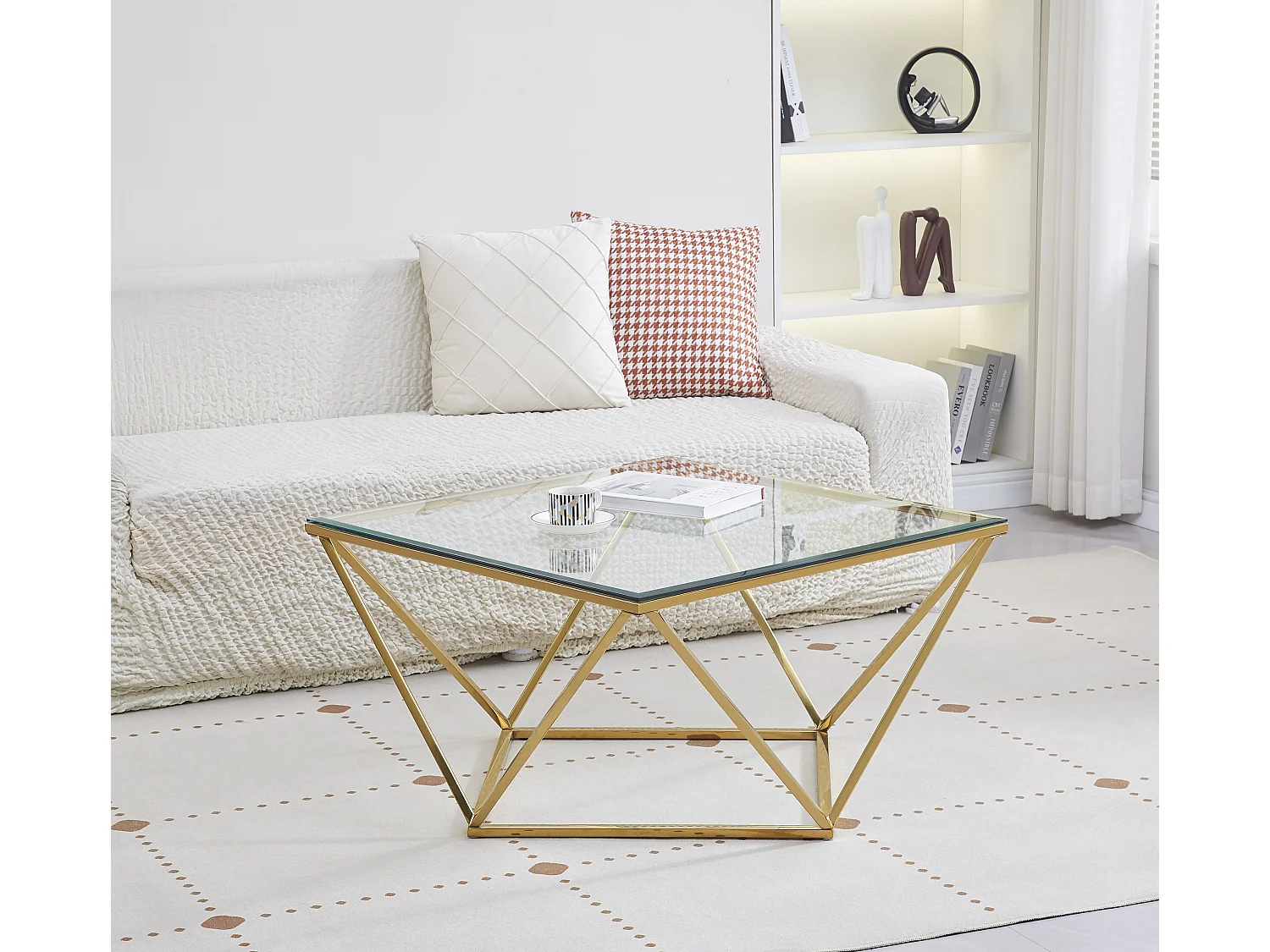 Table Basse ALINA Gold plateau en verre trempé 80x80x45 cm - Transparent