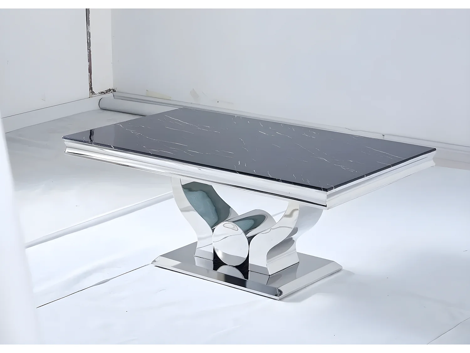 Table basse Trofy Chrome et plateau en verre 120x70 cm effet marbré noir