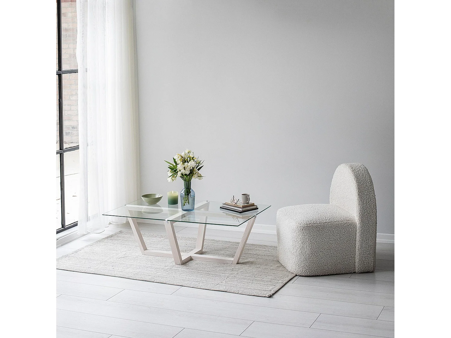 Table basse moderne Dinter L105cm Bois massif Blanc et Verre Transparent