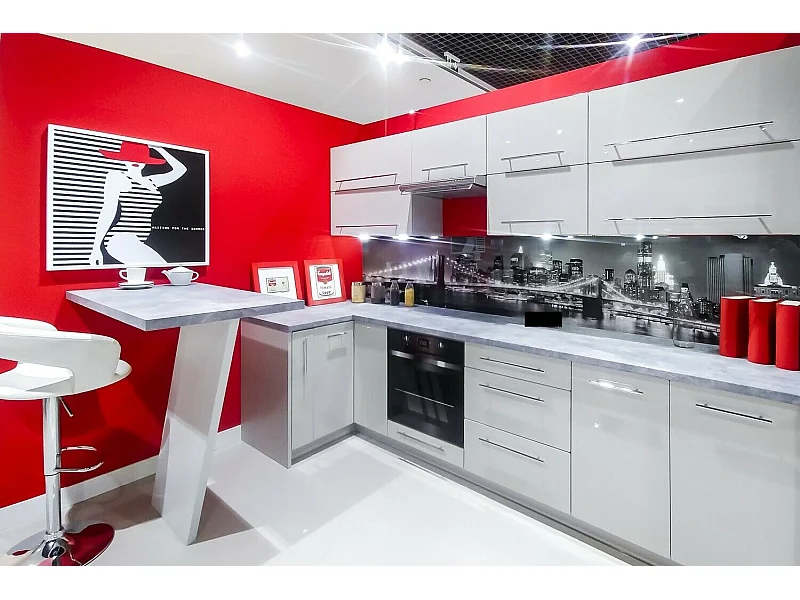 WINKELKÜCHE Platinium grau matt / weiß hochglanz 12-teilig