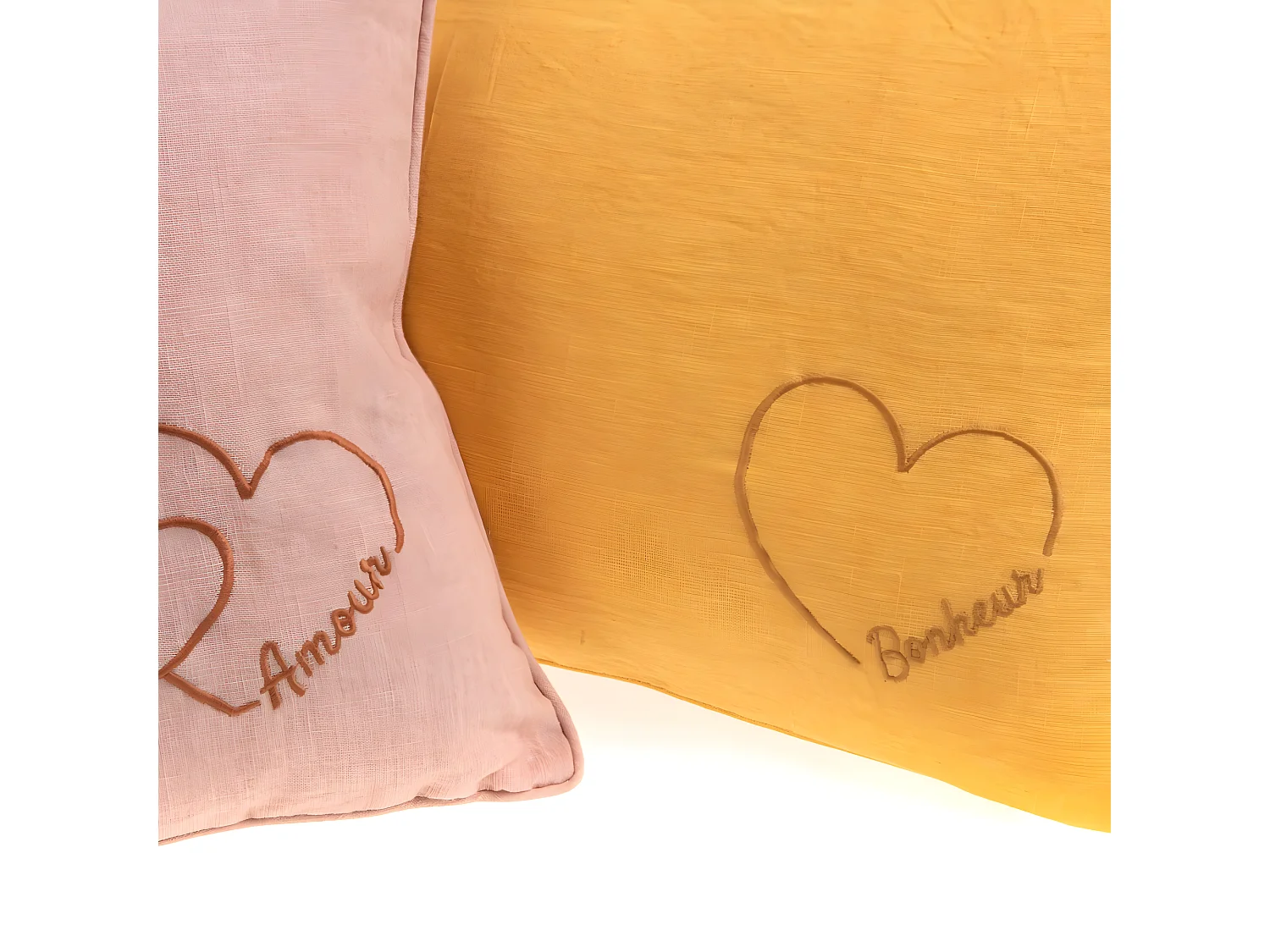 Coussin cœur brodé 40 x 60 cm (lot de 2)