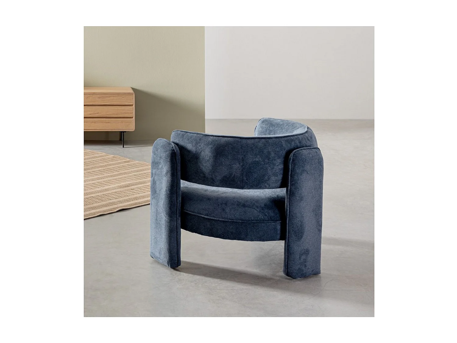 Fauteuil design arrondi en tissu - AUBIN