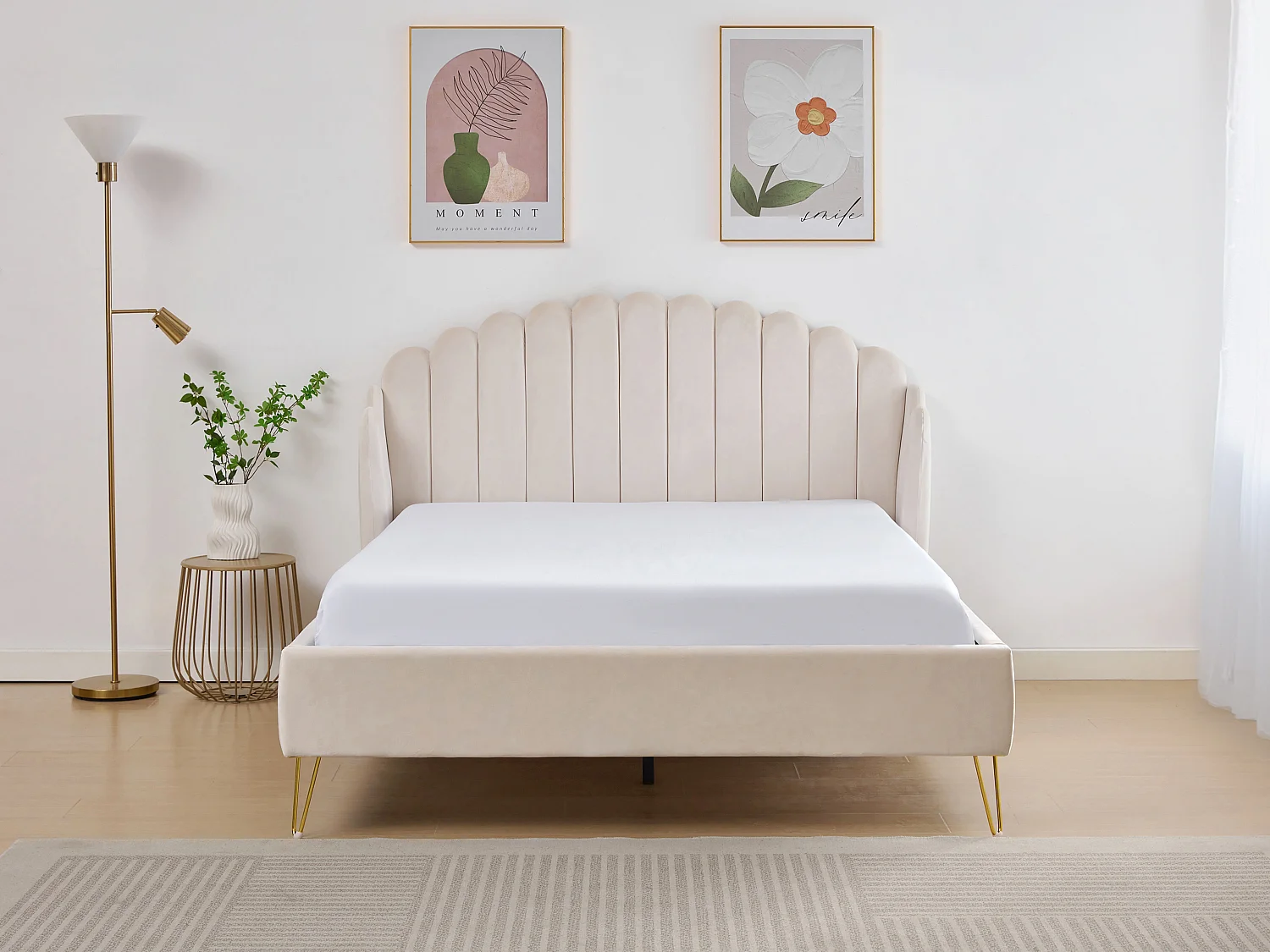 Bed van 160 x 200 cm met golvend hoofdbord - Fluweel - Beige + Matras - SAGALI