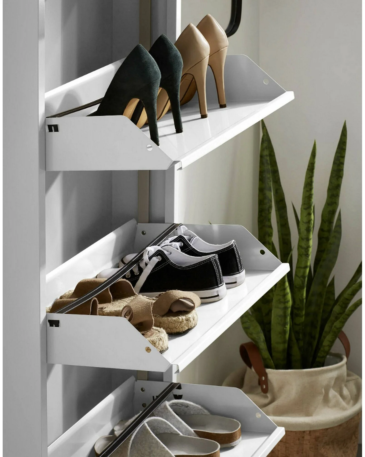 Meuble à chaussures Isidro, Meuble à chaussures en métal, Armoire d'entrée polyvalente, Rangement pour chaussures, 50x15h172 cm, Blanc