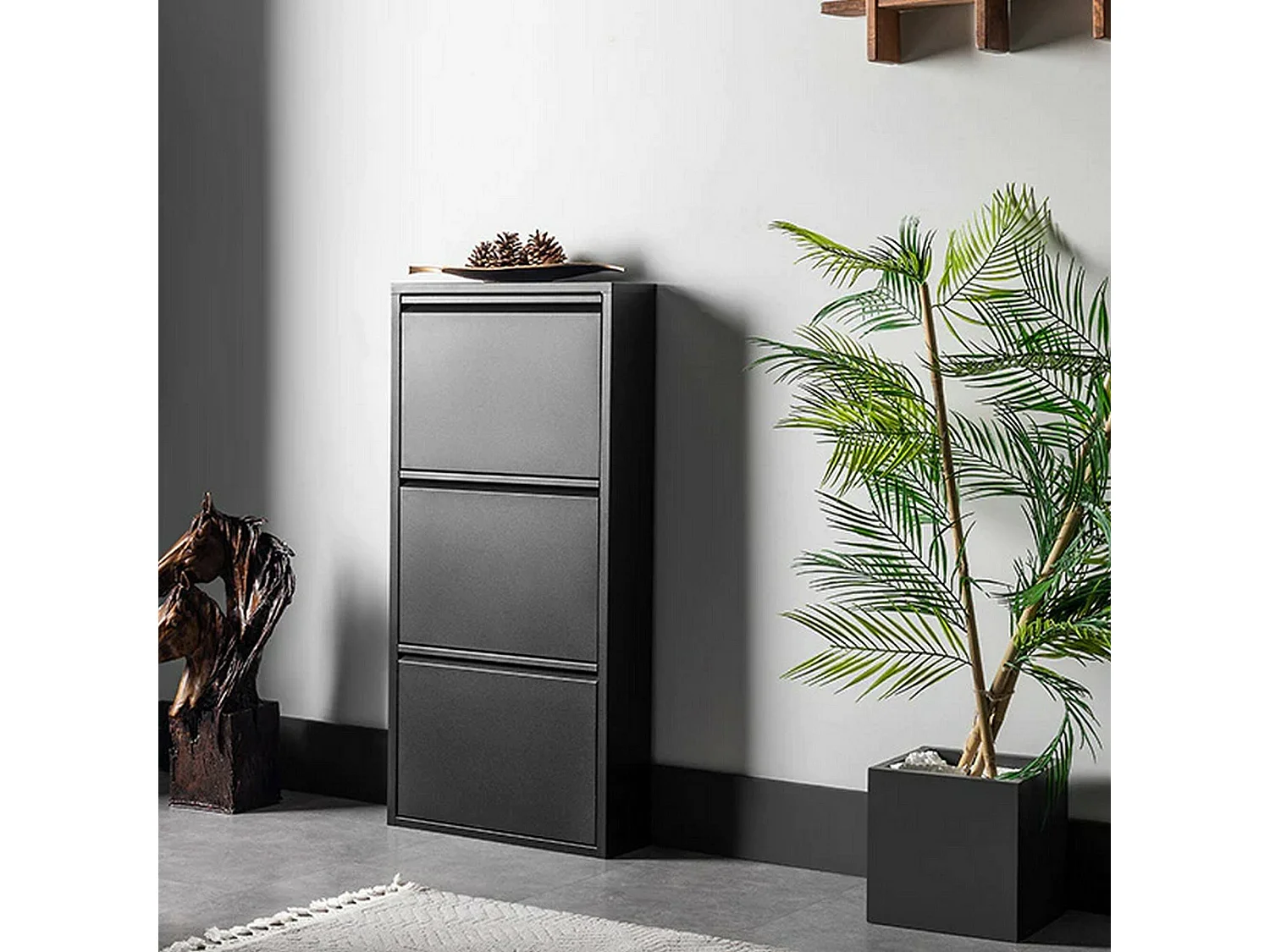 Meuble à chaussures Eliseo, Meuble à chaussures en métal, Armoire d'entrée polyvalente, Rangement pour chaussures, 50x15h104 cm, Noir