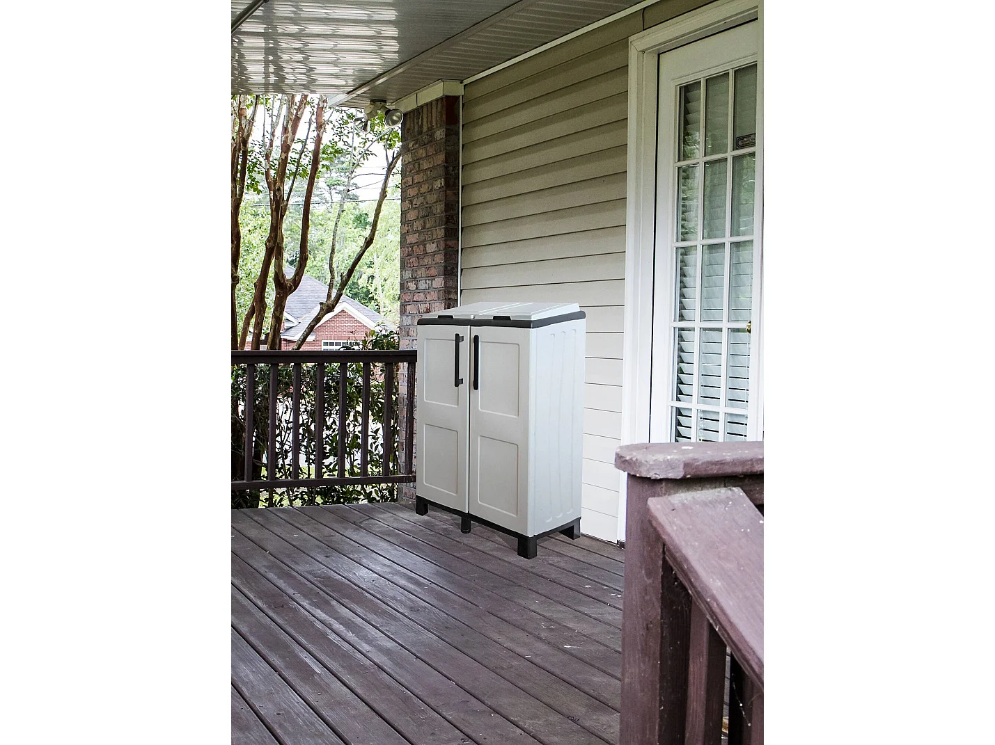 Lixeira Davogadr, Lixeira, Lixeira para coleta seletiva, 100% Made in Italy, 68x37h90Cm, Cinza claro e preto, Acabamento de quadros