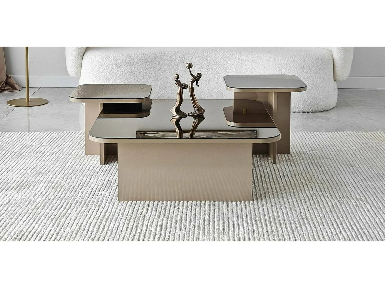 Table basse Nashira, Table basse, Porte-revues pour canapé, Etagère de salon, 80x80h40 cm, Taupe et Fumé