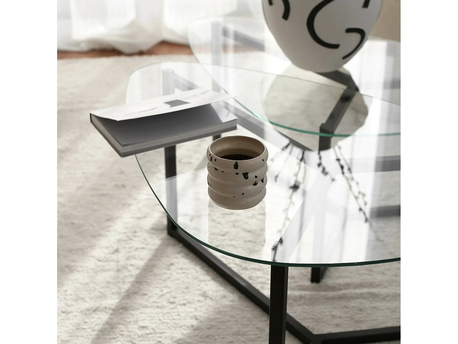 Table basse Lunaria, Table basse, Porte-revues pour canapé, Etagère de salon, 82x58h40 cm, Noir