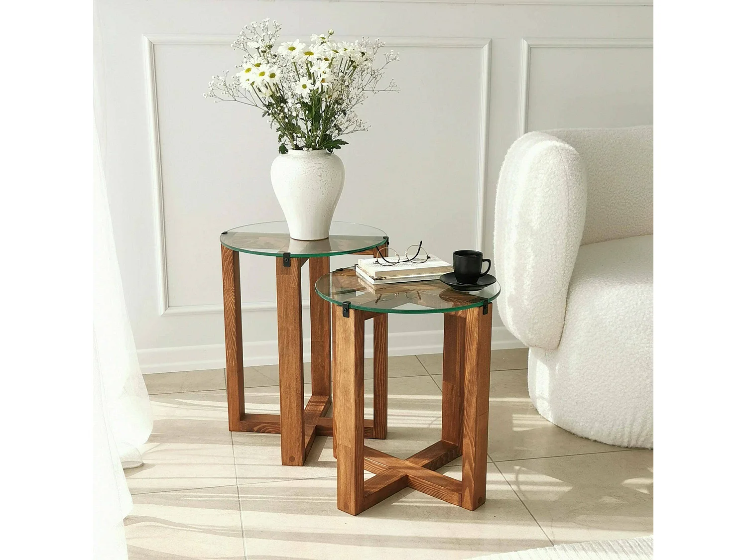 Table basse Enlil, Table basse, Porte-revues pour canapé, Etagère de salon, 40x40h50 cm, Noyer