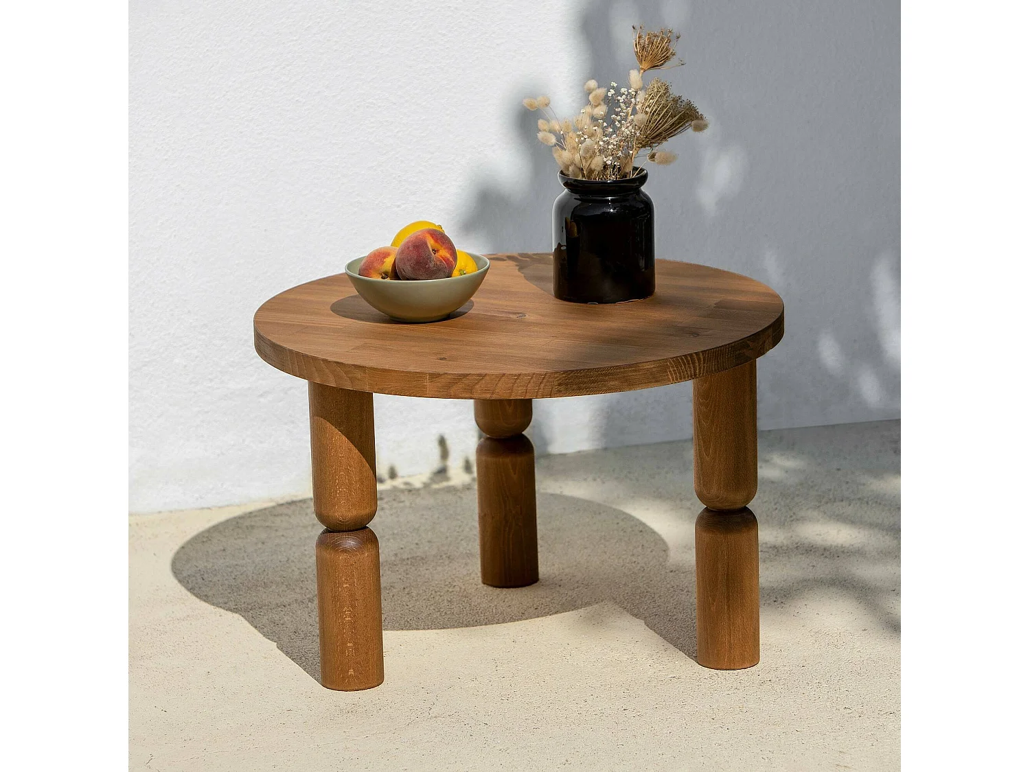 Table basse Pallas, Table basse, Porte-revues pour canapé, Etagère de salon, 60x60h40 cm, Chêne