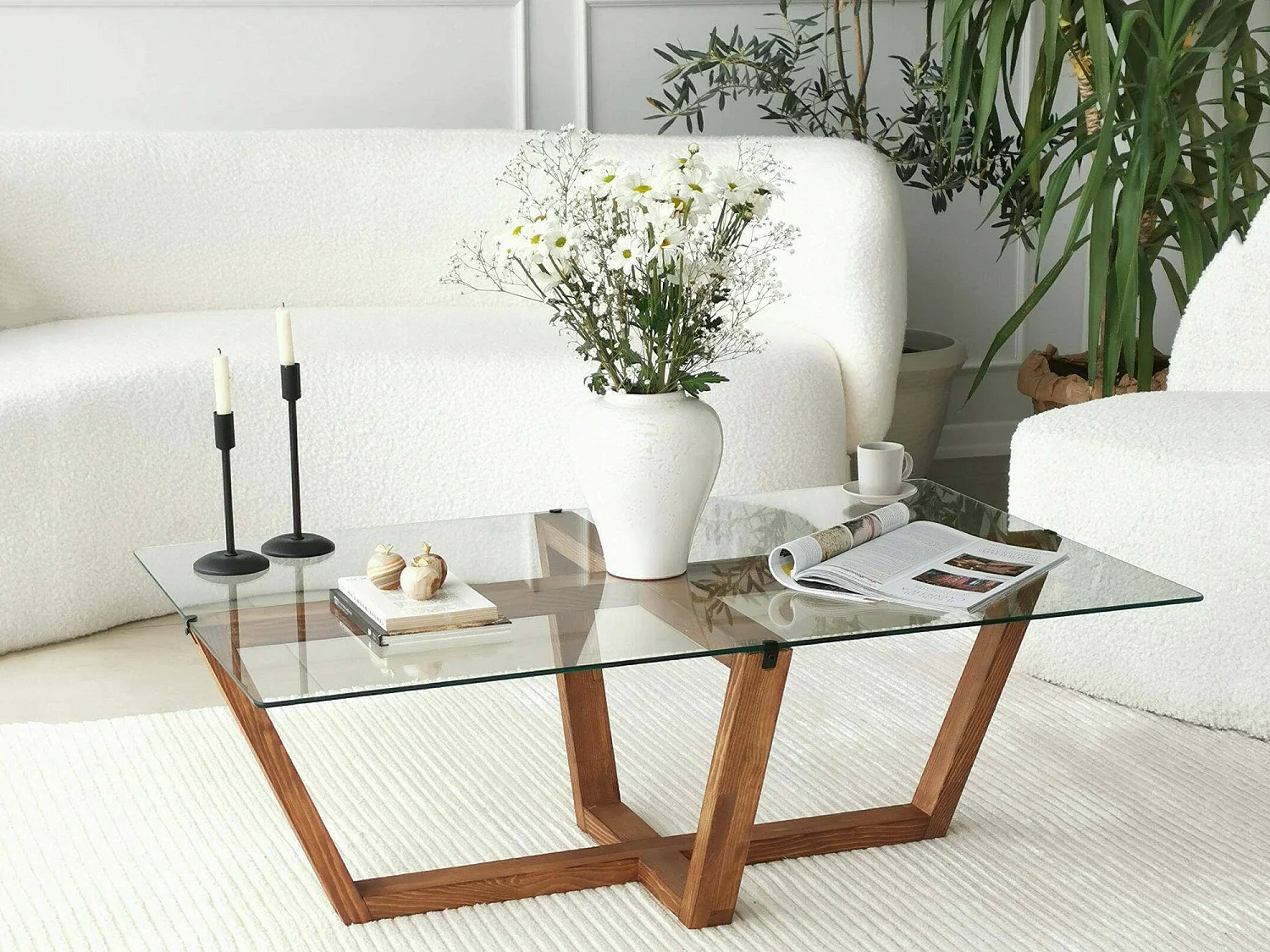 Table basse Visconti, forme rectangulaire, 105x65x35h cm brun noyer, plateau en verre, étagère transparente