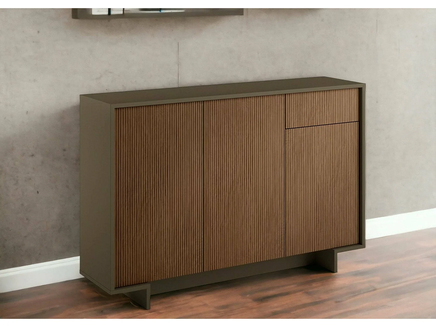 Dbakayok dressoir, Woonkamer, Woonkamerbuffet met 3 deuren en 1 lade, 100% Made in Italy, 134x35h87 cm, Bruin en Walnoot