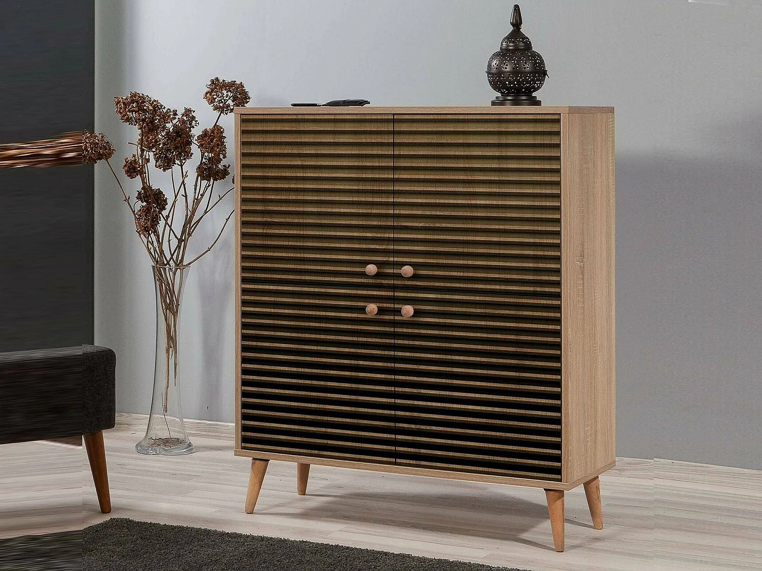 Kommode Dgiannin, Wohnzimmerbuffet, Wohnzimmer-Sideboard, Moderne Küchen-Speisekammer, 95x36h111 cm, Eiche