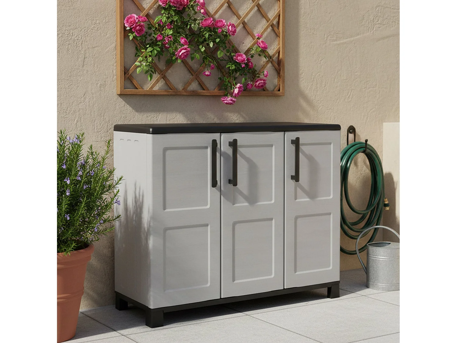 Armadio da Esterno Alaghesia, 2 Ripiani Made in Italy, 37x102x90h cm Grigio Chiaro, Mobile da Giardino
