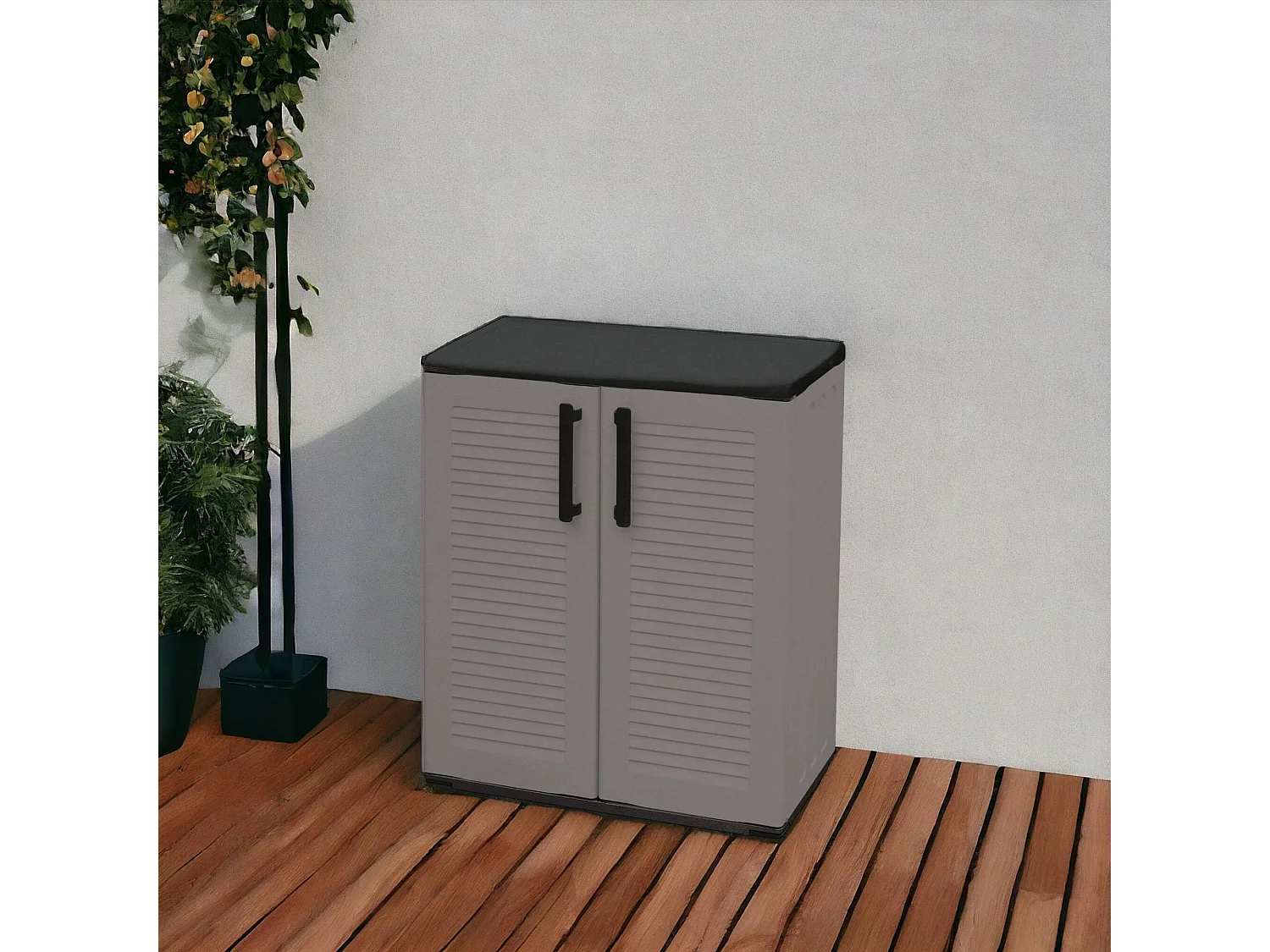 Armoire d'extérieur Mol, Armoire de balcon polyvalente, Armoire d'extérieur avec 2 portes, 100% Made in Italy, 68x37h84 cm, Finition rayée, Gris et Noir