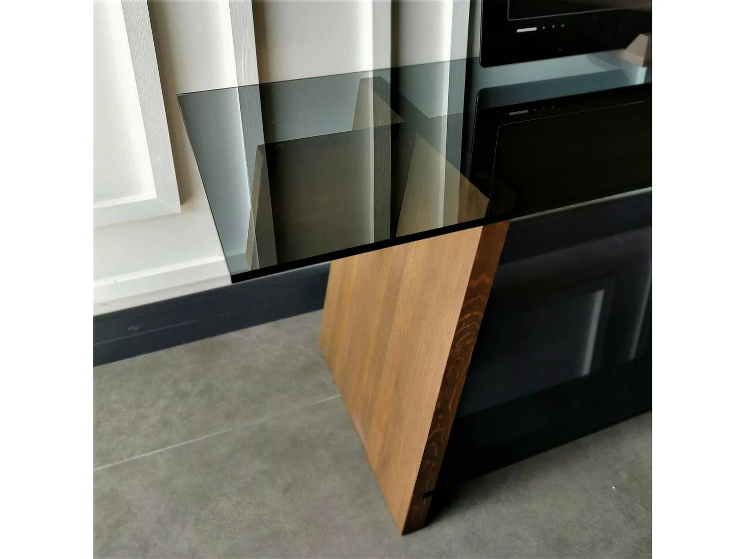 Dpotenz tv-standaard, woonkamermeubel, lage tv-meubel, wandstandaard, 158x40h45 cm, walnoot en zwart