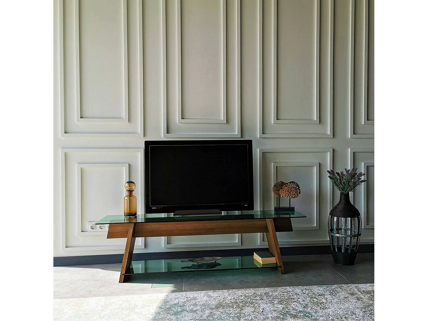 Fernsehschrank Dpotenz, Ständer für Wohnzimmerfernseher, Niedriges Wohnzimmer-Sideboard, TV-Ständerbasis, 158x40h45 cm, Walnuss und Grün