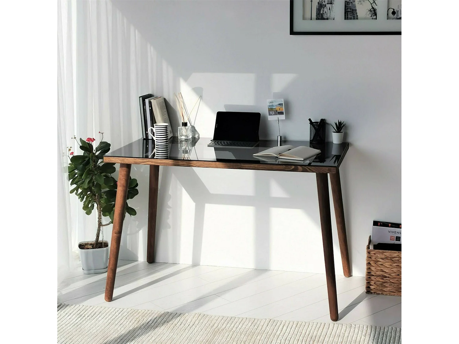 Schreibtisch Dlojacon, Mehrzweckschreibtisch, Bürotisch für PC, Eckschreibtisch, 110x60h73 cm, Nussbaum