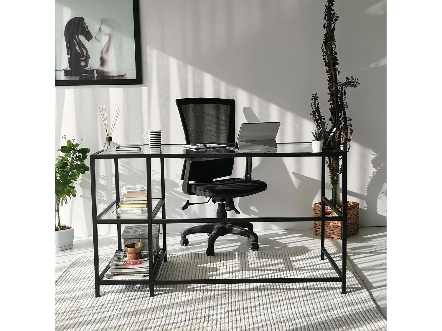 Dmora - Scrivania Ameglia, 130x60h75 cm, Nero