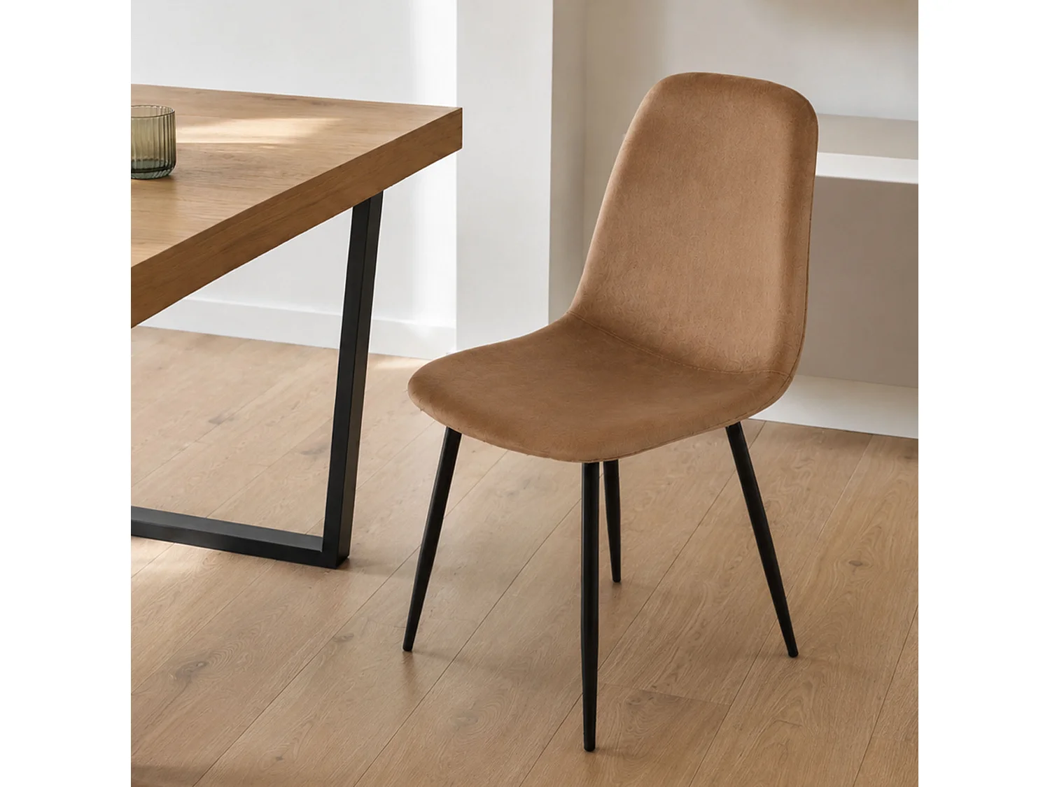 Chaise Pismo, Fauteuil recouvert de velours, Chaise de salle à manger rembourrée, Siège de réunion, 45x56h87 cm, Sable