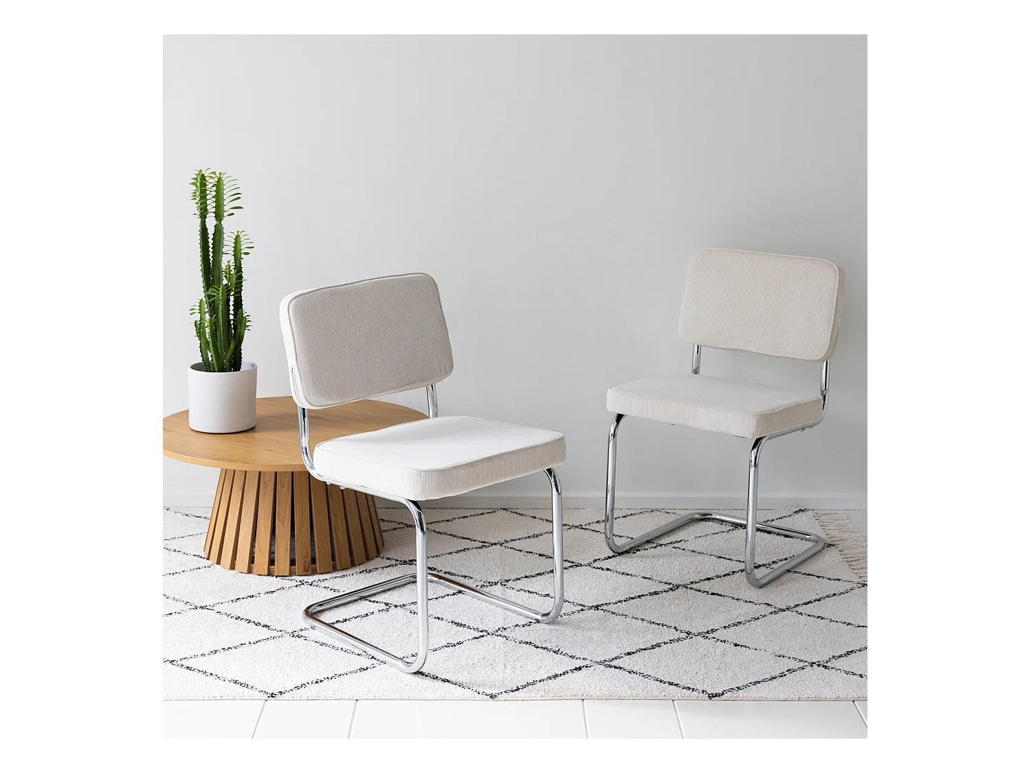 Lot de 2 chaises cantilever en velours côtelé beige MARIA - HAPPY GARDEN