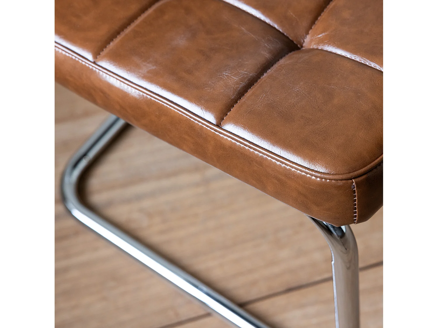 Set van 2 bruine sledestoelen in imitatie MARIA