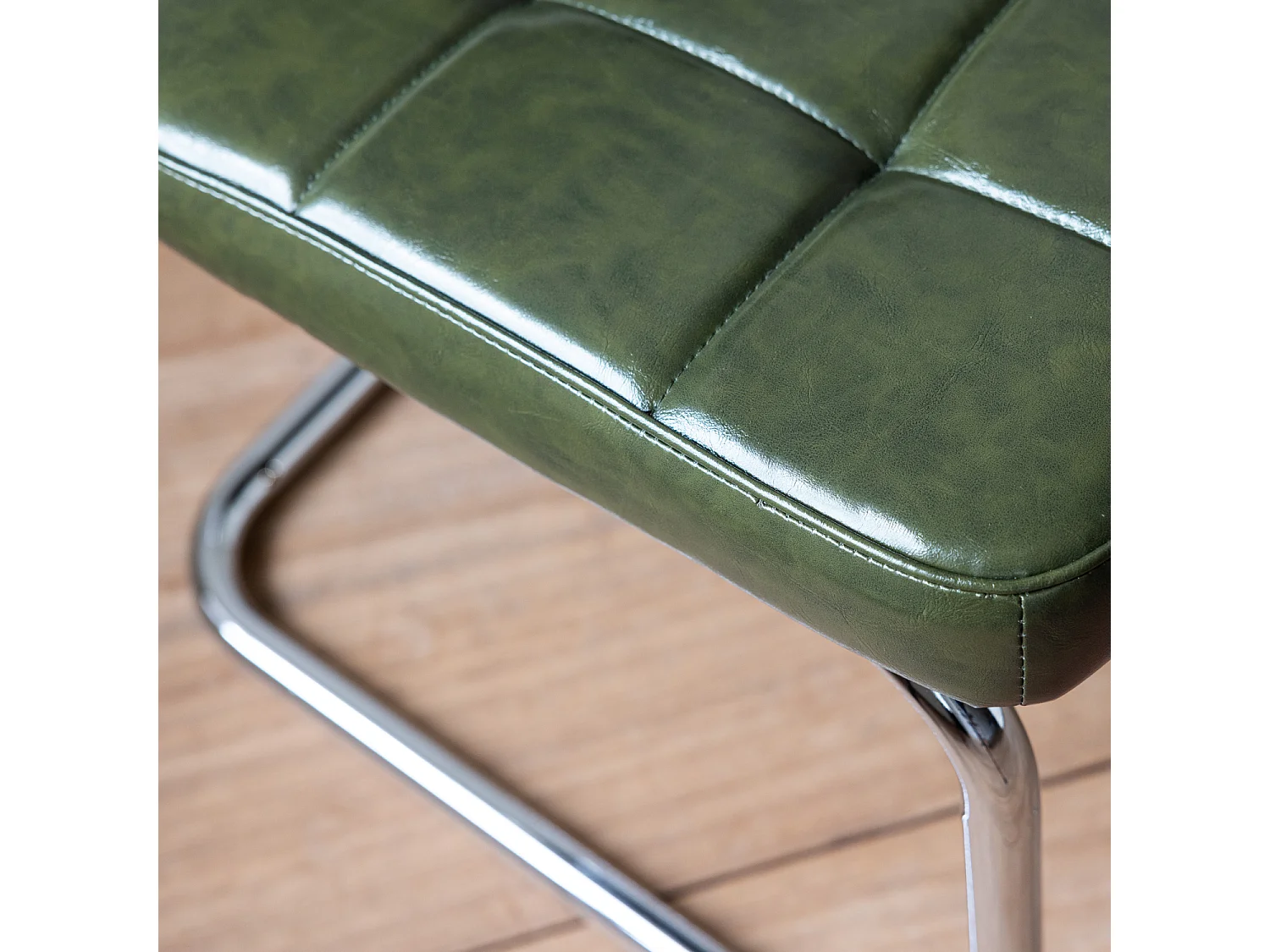 Lot de 2 chaises cantilever en simili vert kaki MARIA - HAPPY GARDEN