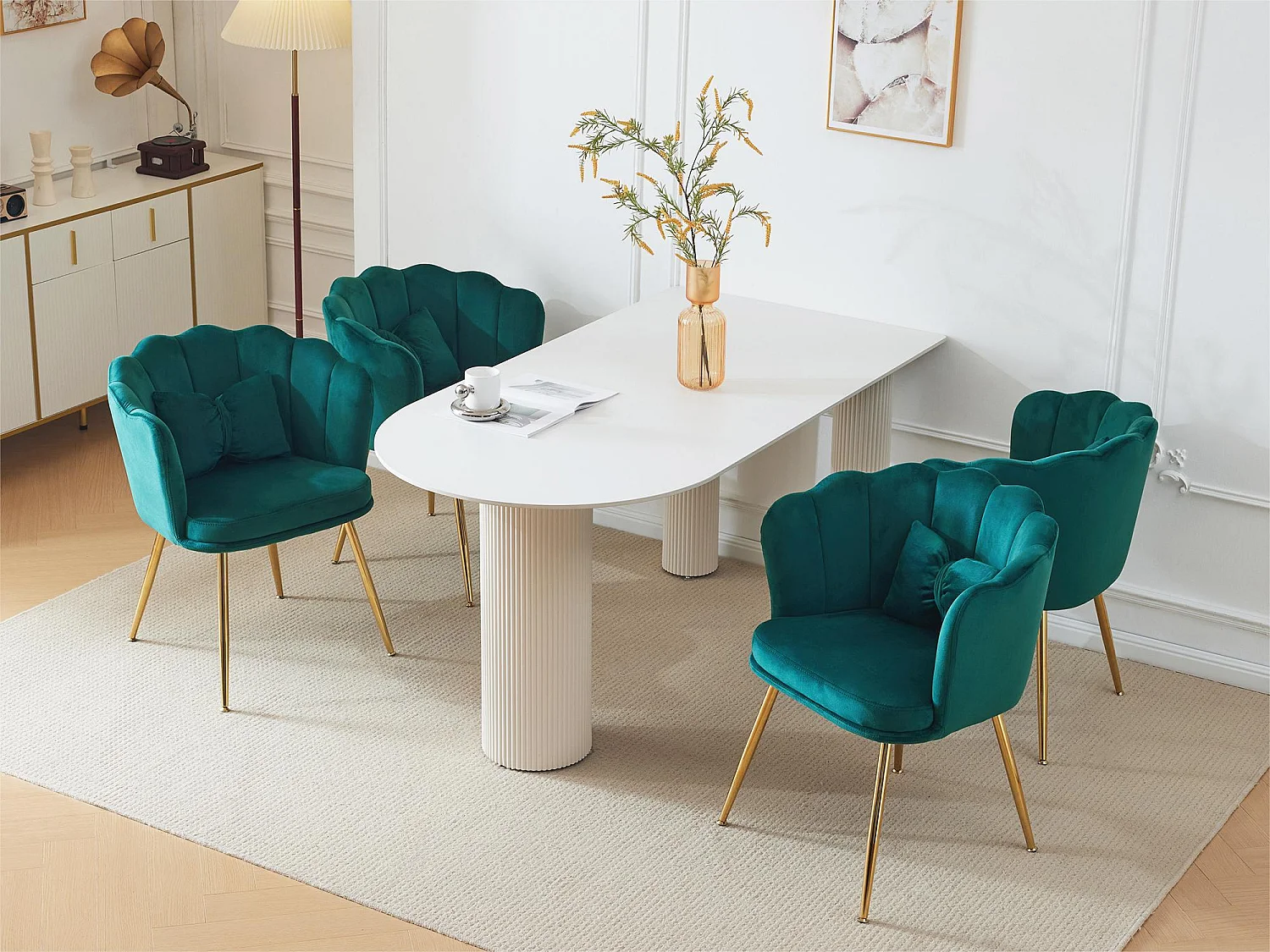 Set van 4 Velvet stoelen - met bloemblaadjevormige rugleuning - goud metalen poten - dennengroen