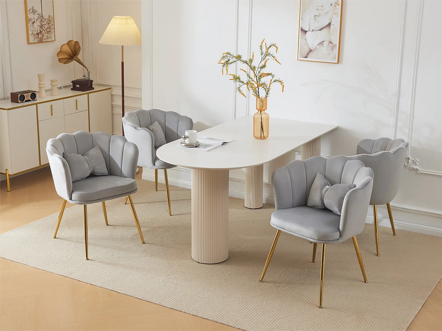 Set van 4 Velvet stoelen - met bloemblaadjevormige rugleuning - goud metalen poten - Grijs