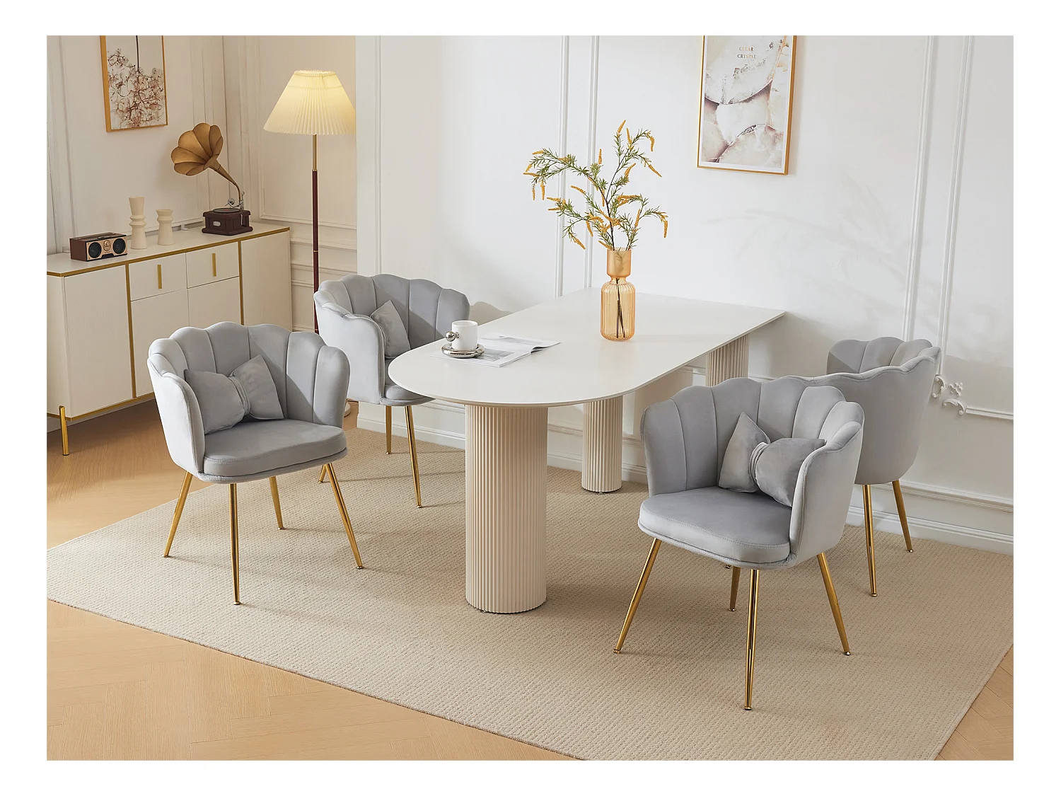 Lot de 4 Chaises en velours - avec dossier en forme de pétale - pieds en métal doré - Gris