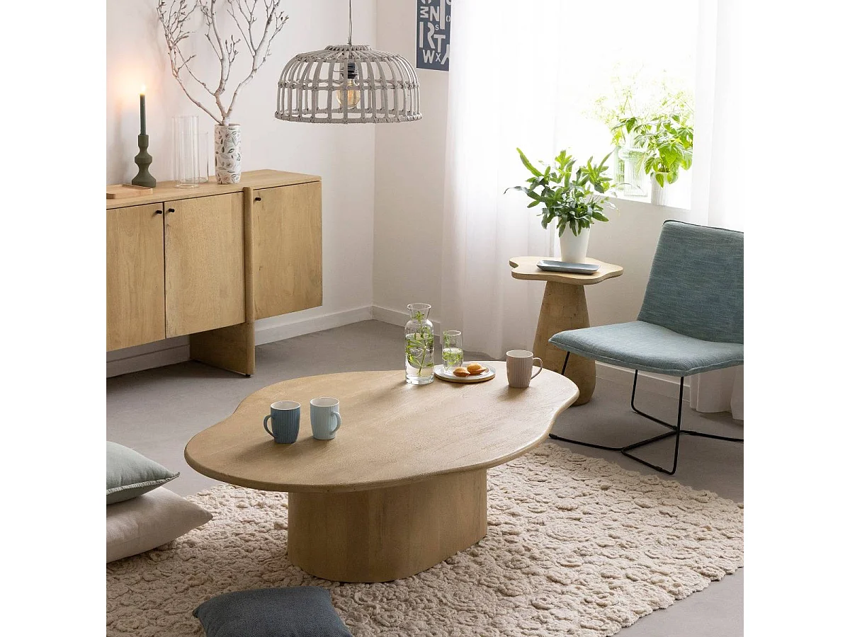 Mesa de centro de nube de madera de mango Fable con espacio de almacenamiento