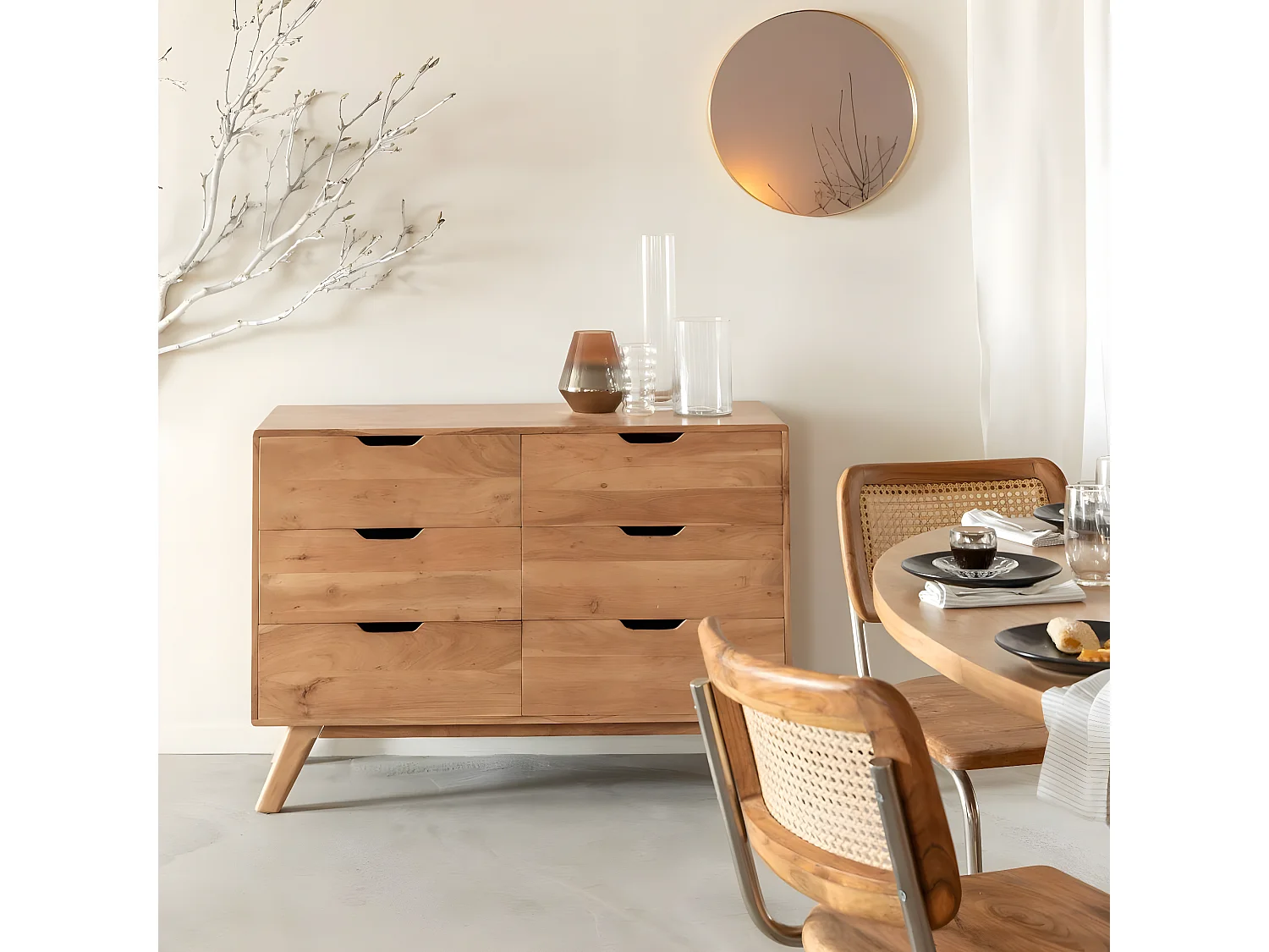 Commode en bois d'acacia massif Iwa